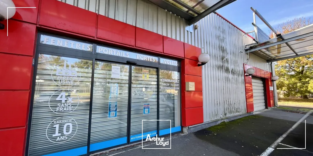 A LOUER LOCAUX COMMERCIAUX DE 280 M2 À 330 M2 NOGENT-SUR-OISE