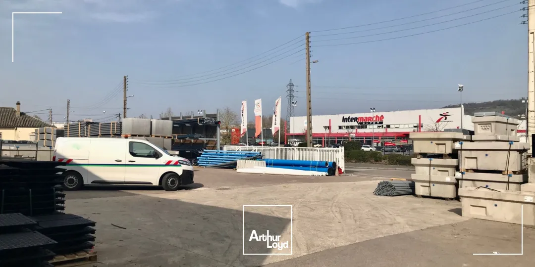 Locaux d'activité à louer à SOTTEVILLE LES ROUEN 76300