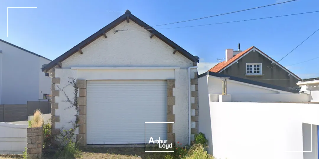 GARAGE - 46 M2 - PORNICHET - A LOUER - ARTISAN