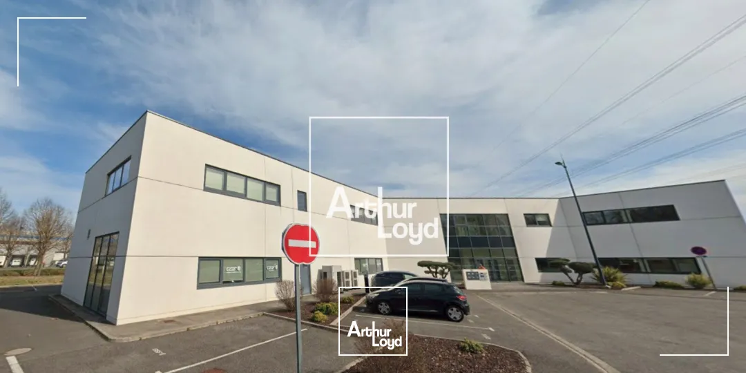 BUREAUX À LOUER - ZONE EUROCENTRE - VILLENEUVE LES BOULOC