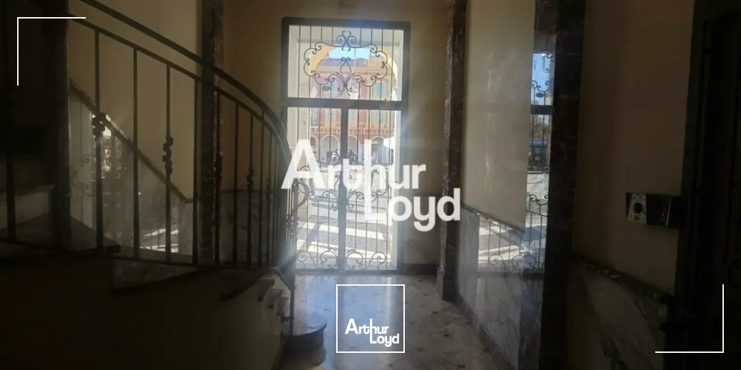 A VENDRE PLACE MASSENA NICE BUREAU DE 115M²