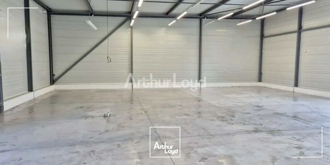 LOCAL COMMERCIAL DE 291,70M2 DISPONIBLE À LA LOCATION - REIMS NORD 