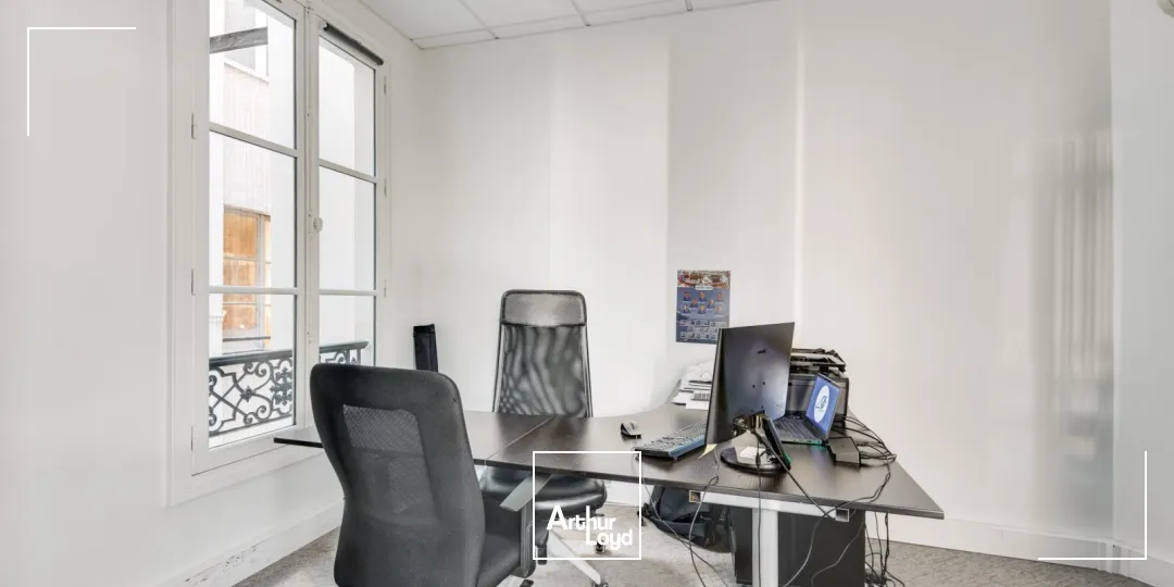 Bureaux à louer à PARIS 75008