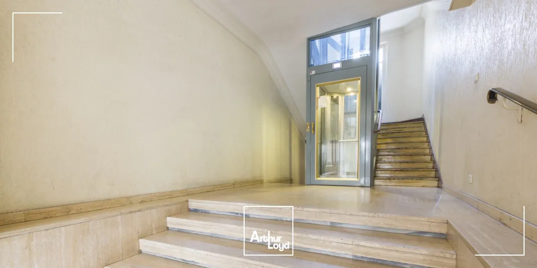 Bureaux à louer à PARIS 75010