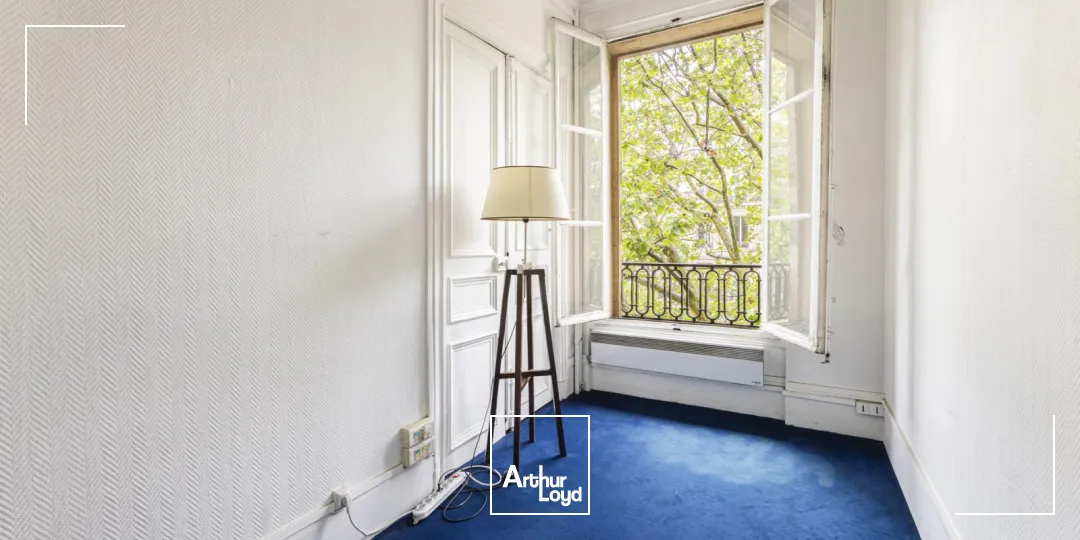 Bureaux à louer à PARIS 75008