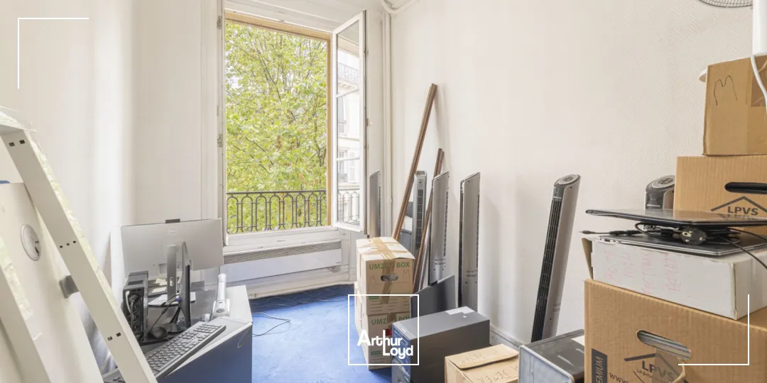 Bureaux à louer à PARIS 75008