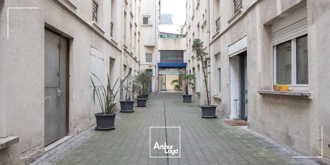 Bureaux à louer à PARIS 75009