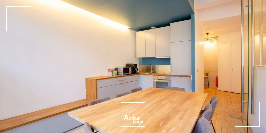 Bureaux à louer à PARIS 75011