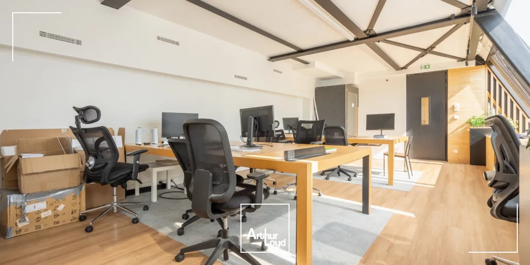 Bureaux à louer à PARIS 75018