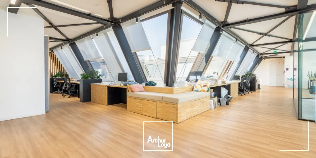 Bureaux à louer à PARIS 75018