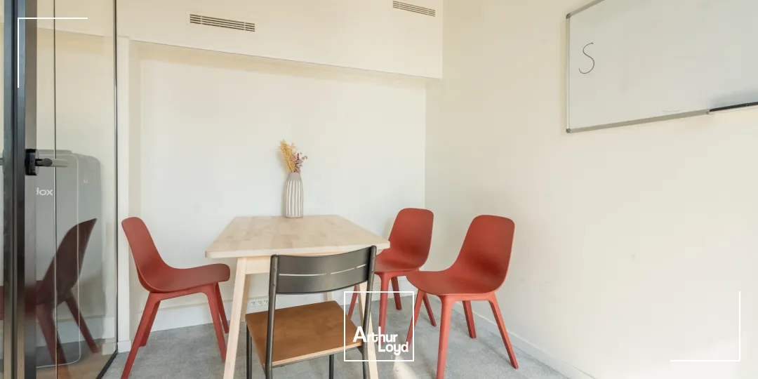 Bureaux à louer à PARIS 75018