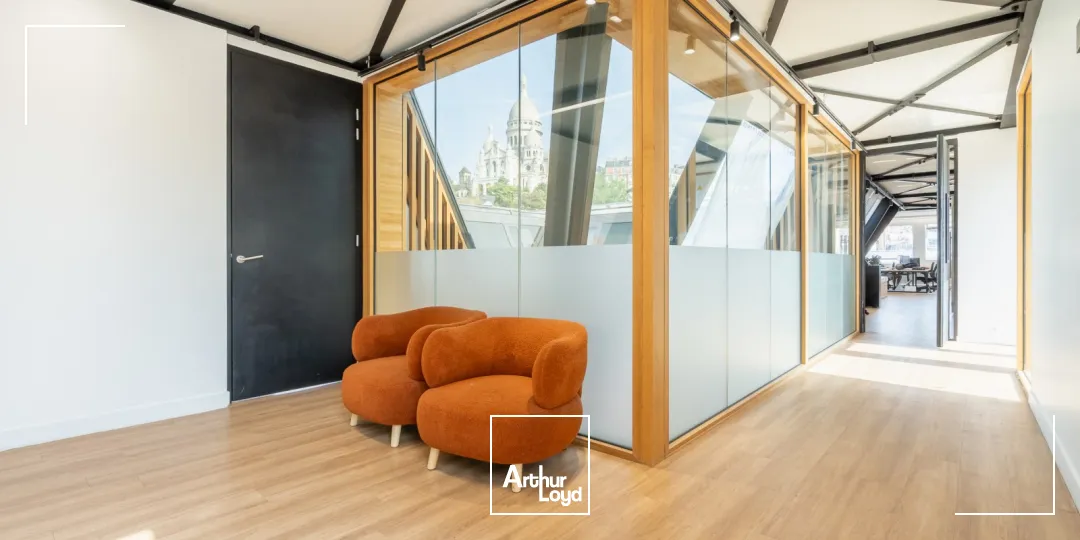 Bureaux à louer à PARIS 75018