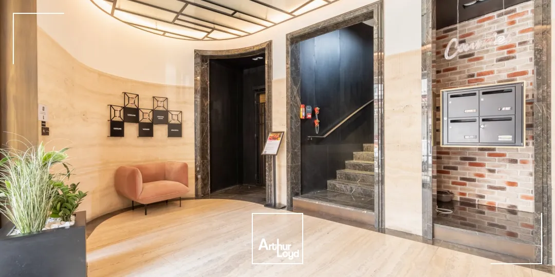 Bureaux à louer à PARIS 75018