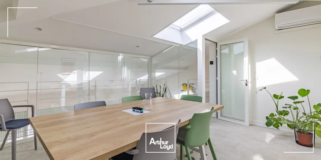 Bureaux à louer à PARIS 75010