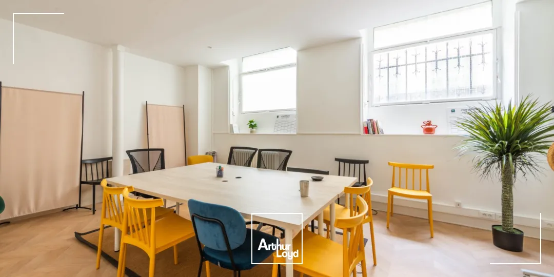 Bureaux à louer à PARIS 75009