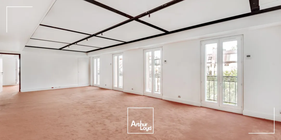 Bureaux à louer à PARIS 75003