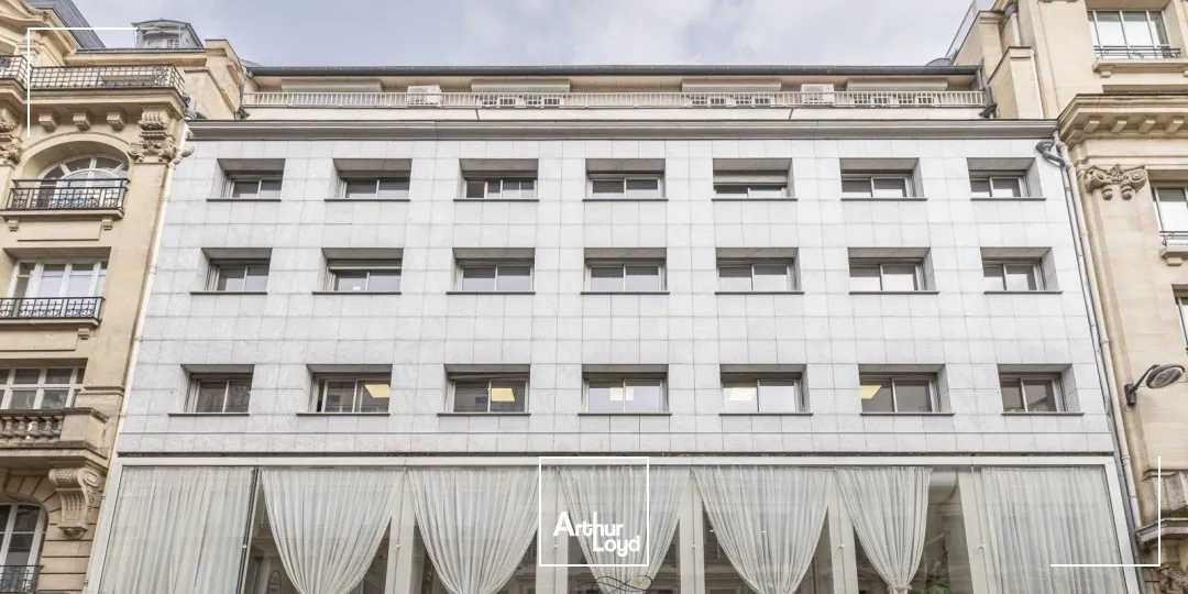 Bureaux à louer à PARIS 75008