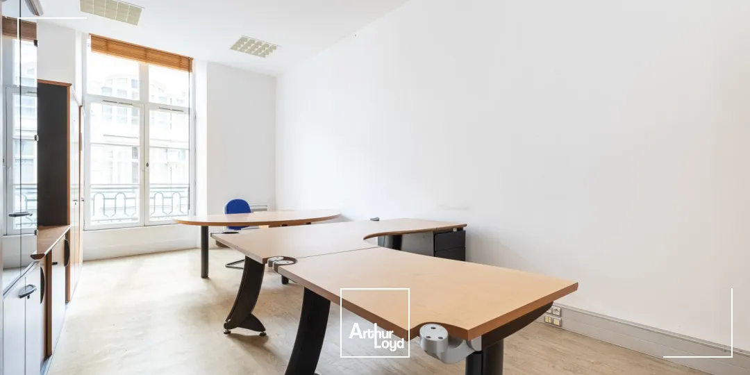 Bureaux à louer à PARIS 75006