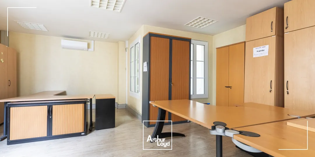 Bureaux à louer à PARIS 75006