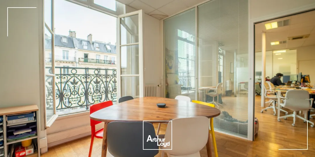 Bureaux à louer à PARIS 75011
