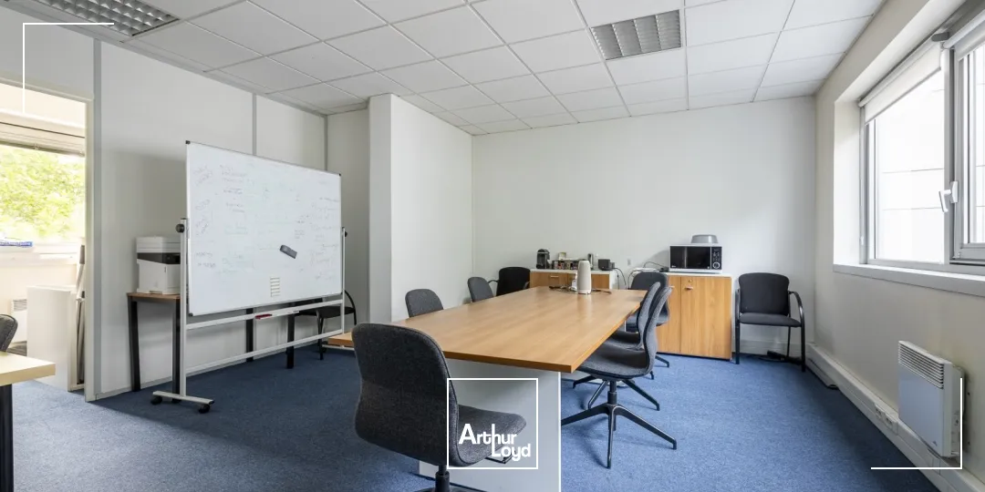 Bureaux à louer à PARIS 75019