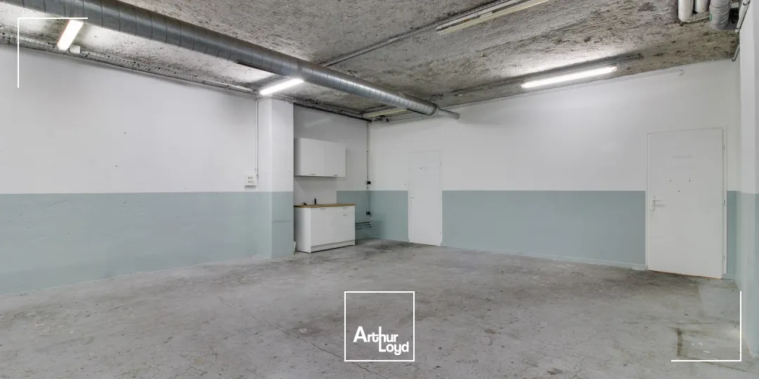 Bureaux à louer à PARIS 75018