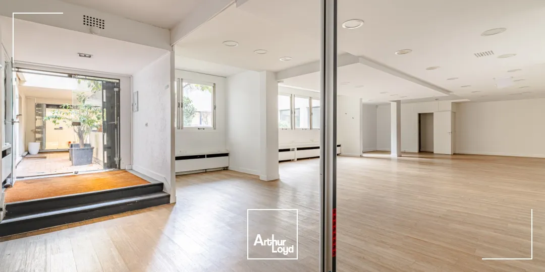 Bureaux à louer à PARIS 75015