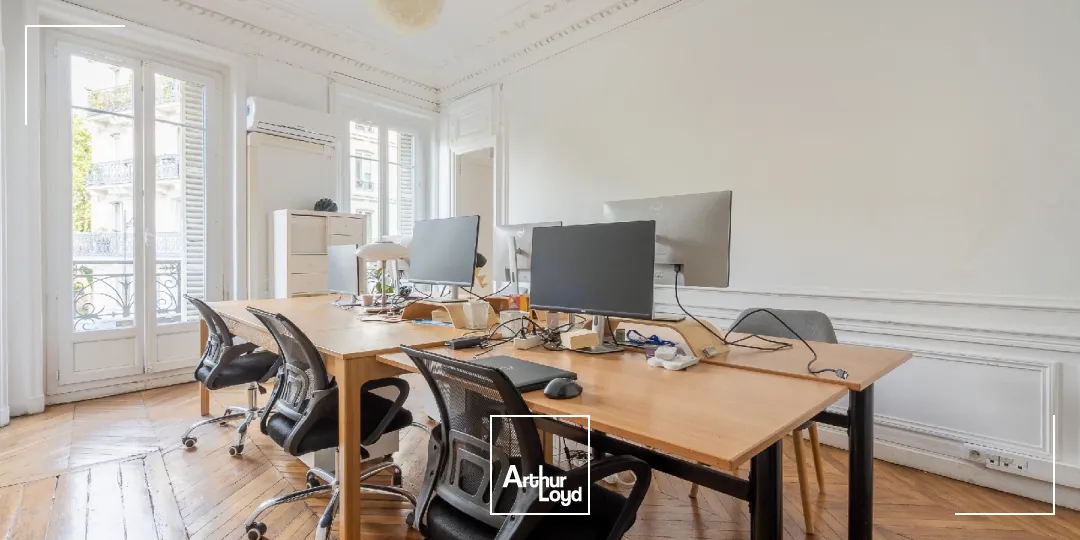Bureaux à louer à PARIS 75010