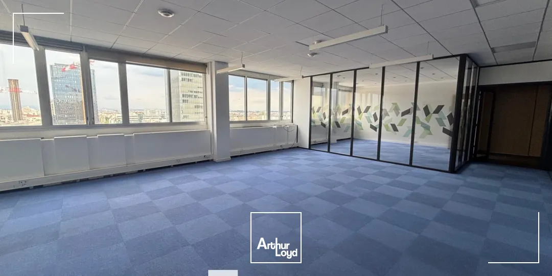 A louer - LE BRITANNIA - Bureaux lumineux - Lyon 3ème Part-Dieu 