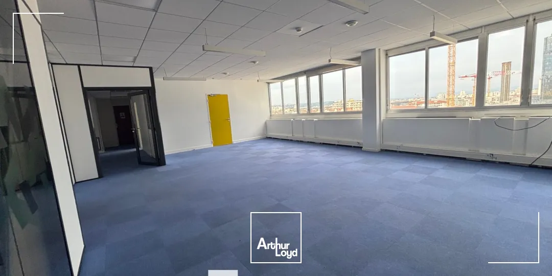 A louer - LE BRITANNIA - Bureaux lumineux - Lyon 3ème Part-Dieu 