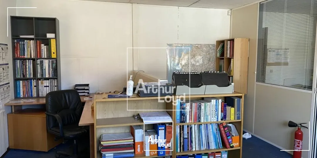 BONDOUFLE LOCAUX A LOUER