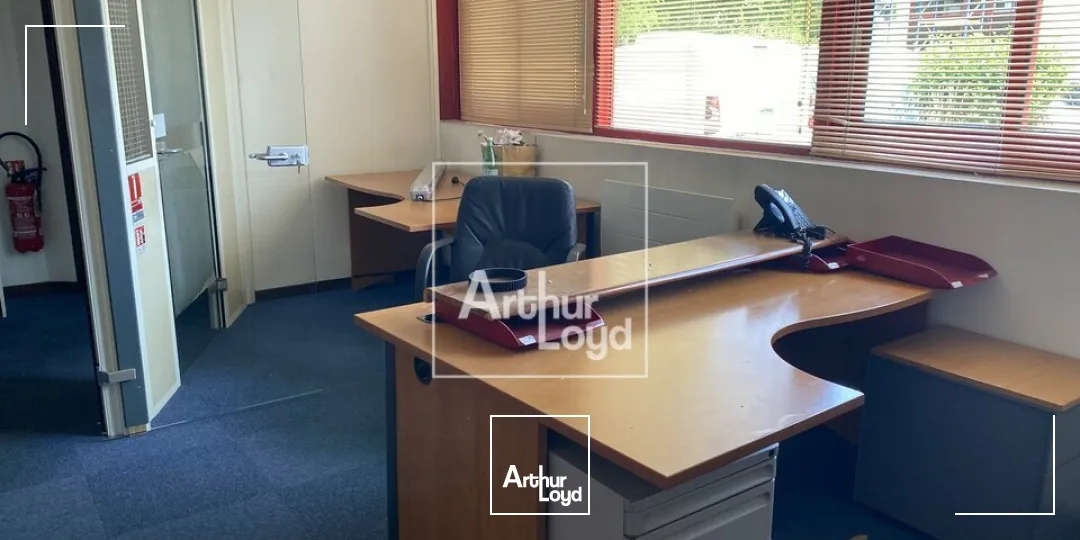 BONDOUFLE LOCAUX A LOUER