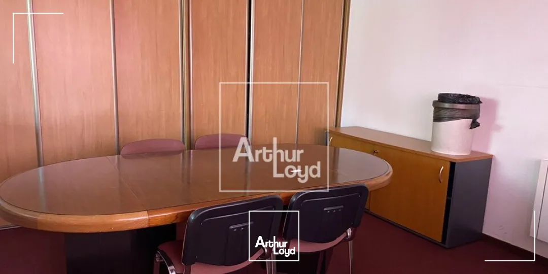 BONDOUFLE LOCAUX A LOUER