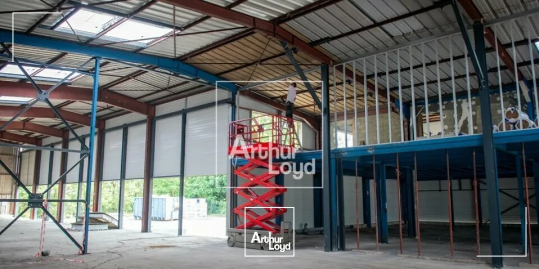 BATIMENT INDEPENDANT A LOUER MORANGIS