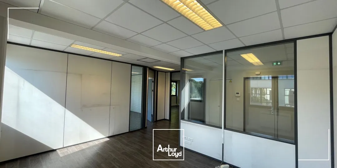 A LOUER BUREAUX DE 63 M2 À 335 M2 - COMPIEGNE ZAC DE MERCIERES