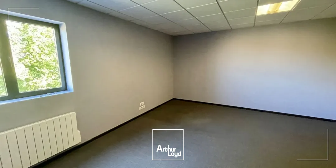 Bureaux à louer à SAINT JEAN DU CARDONNAY 76150