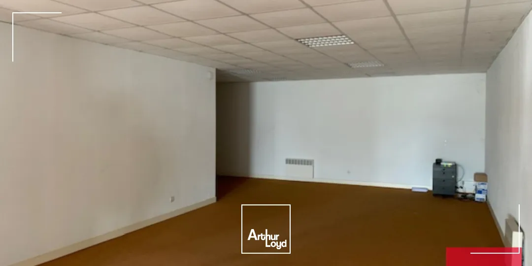 Bâtiment d'activité indépendant à louer/ à vendre - Surface 1 620 m²