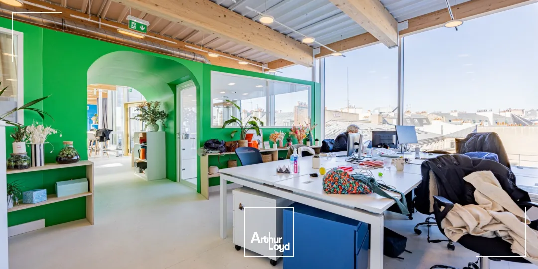 Bureaux à louer à PARIS 75008