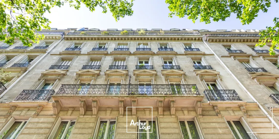 Bureaux à louer à PARIS 75012