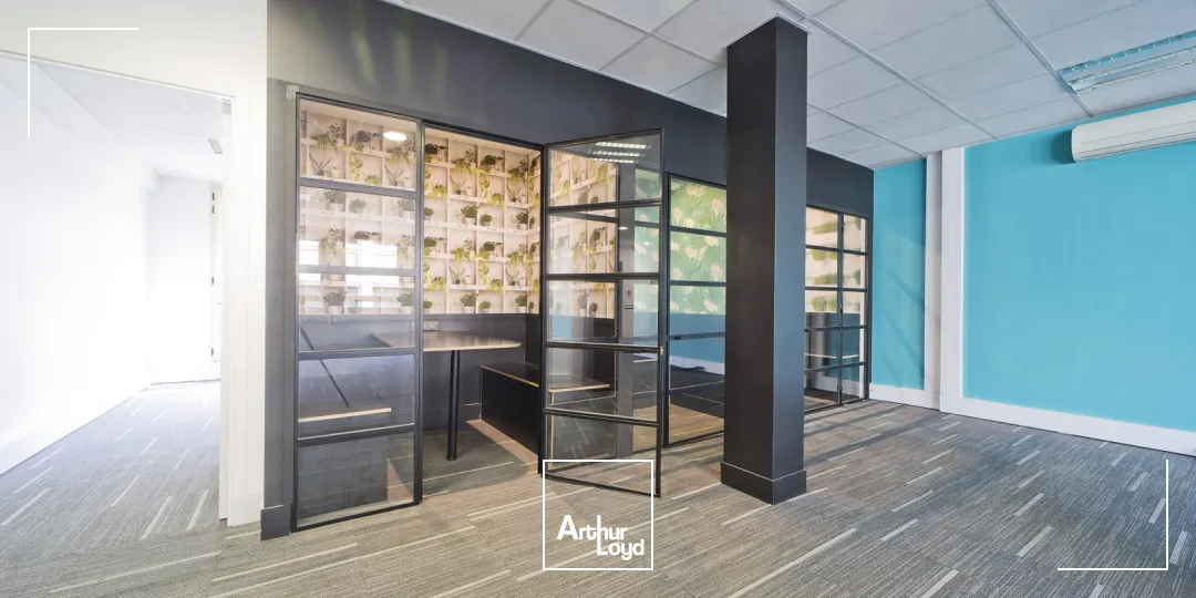 Bureaux à louer à PARIS 75008