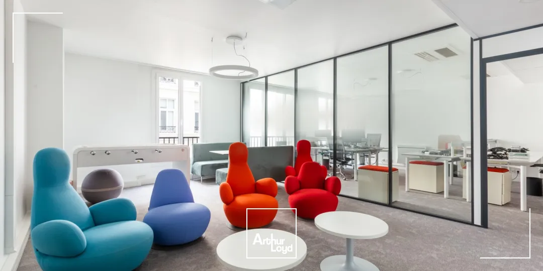 Bureaux à louer à PARIS 75008