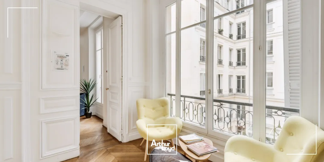 Bureaux à louer à PARIS 75008