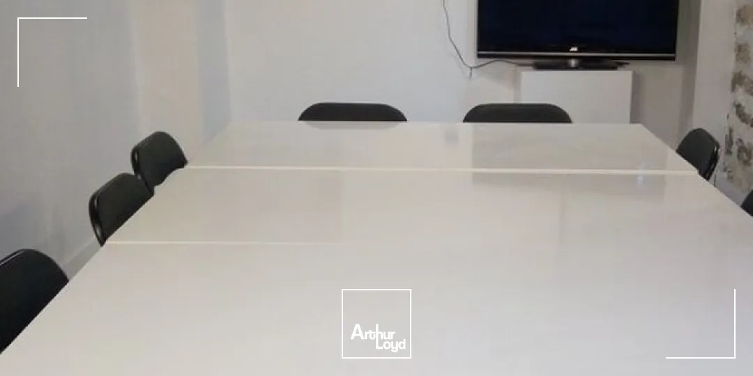 Bureaux à louer à PARIS 75011