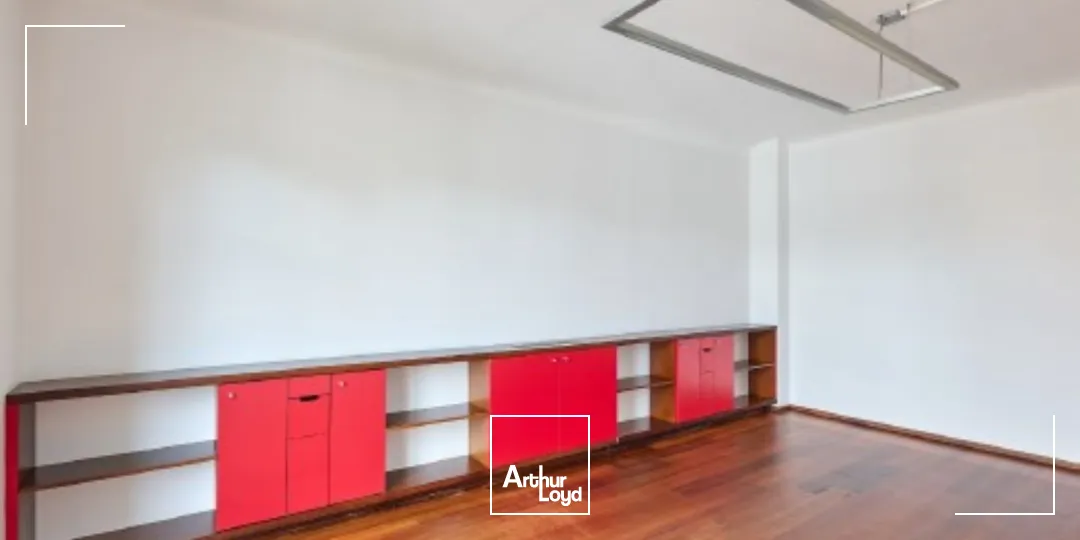 Bureaux à louer à PARIS 75009