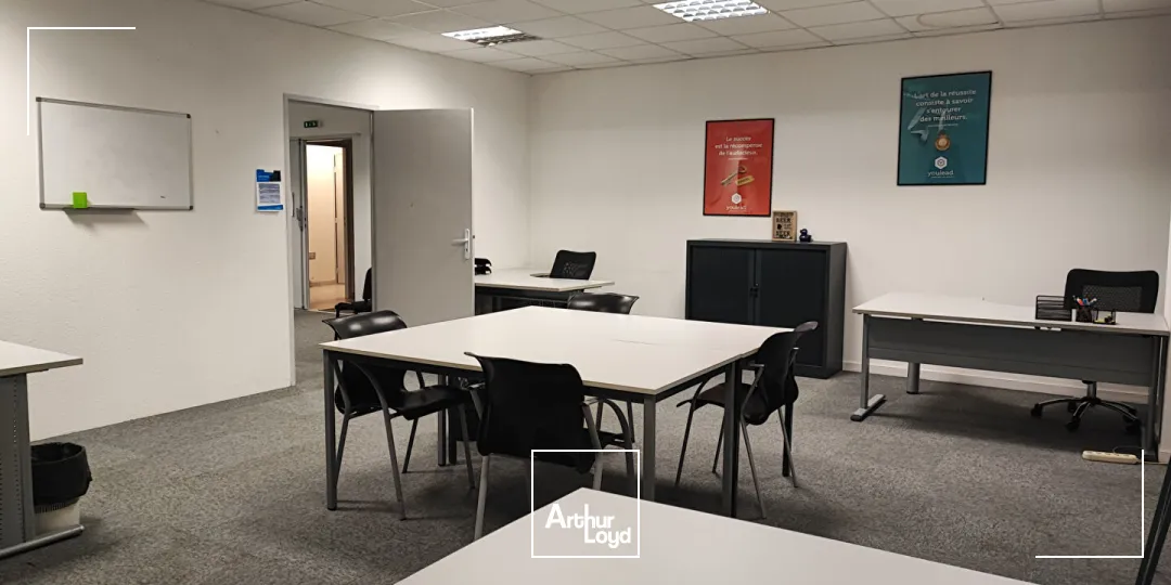 ESTER TECHNOLPOLE - A LOUER - 85 m² de bureaux en rez-de-chaussée