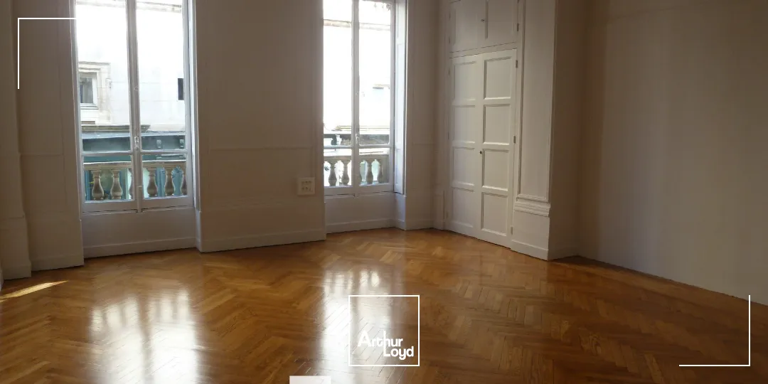 A louer - Bureaux lumineux en Presqu'Île - Lyon 1er