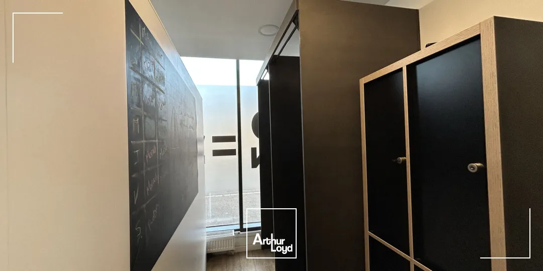 Local commercial à louer à Saint-Herblain visibilité exceptionnelle parking