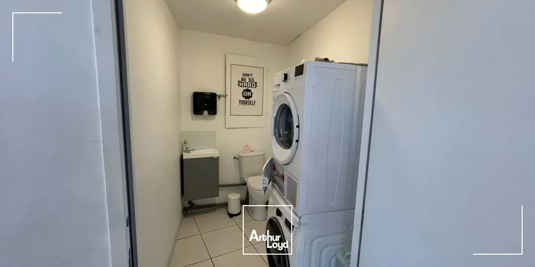 Local commercial à louer à Saint-Herblain visibilité exceptionnelle parking