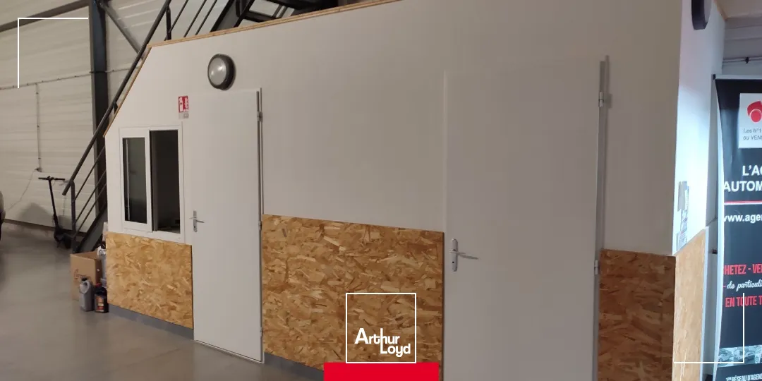 A vendre, local d'activité 118 m² Villefranche / Limas