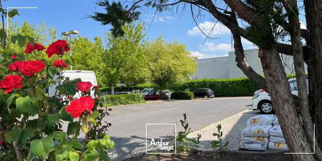 BATIMENT INDEPENDANT A LOUER - SAINT OUEN L'AUMONE